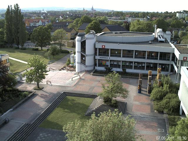 Foto der Webcam: Verwaltungsgeb&auml;ude, Innenhof mit Audimax, H&ouml;rsaal-Geb&auml;ude 1