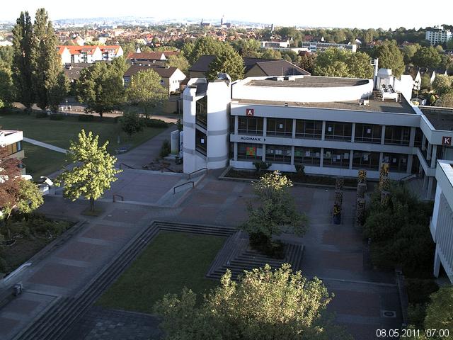 Foto der Webcam: Verwaltungsgeb&auml;ude, Innenhof mit Audimax, H&ouml;rsaal-Geb&auml;ude 1