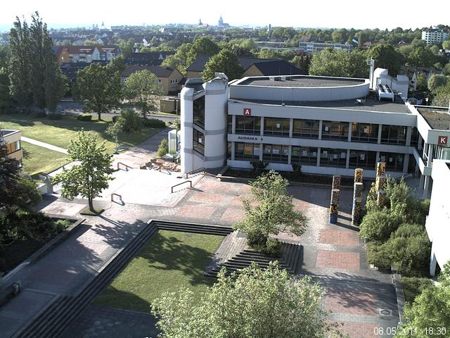 Foto der Webcam: Verwaltungsgeb&auml;ude, Innenhof mit Audimax, H&ouml;rsaal-Geb&auml;ude 1