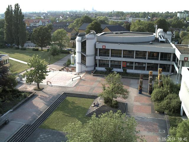 Foto der Webcam: Verwaltungsgeb&auml;ude, Innenhof mit Audimax, H&ouml;rsaal-Geb&auml;ude 1