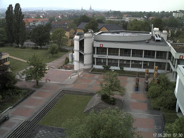 Foto der Webcam: Verwaltungsgeb&auml;ude, Innenhof mit Audimax, H&ouml;rsaal-Geb&auml;ude 1
