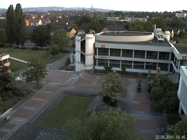 Foto der Webcam: Verwaltungsgeb&auml;ude, Innenhof mit Audimax, H&ouml;rsaal-Geb&auml;ude 1