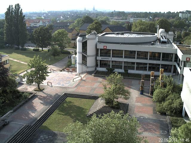 Foto der Webcam: Verwaltungsgeb&auml;ude, Innenhof mit Audimax, H&ouml;rsaal-Geb&auml;ude 1