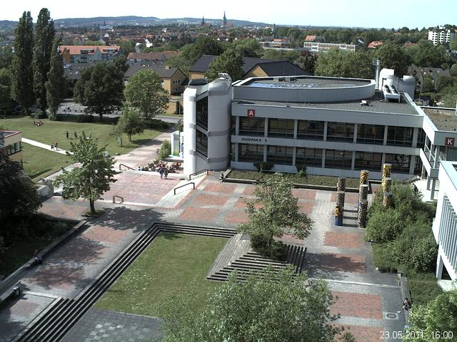 Foto der Webcam: Verwaltungsgeb&auml;ude, Innenhof mit Audimax, H&ouml;rsaal-Geb&auml;ude 1