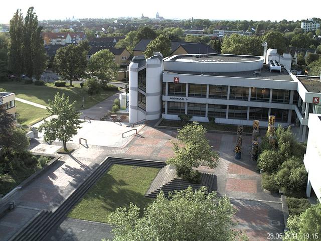 Foto der Webcam: Verwaltungsgeb&auml;ude, Innenhof mit Audimax, H&ouml;rsaal-Geb&auml;ude 1