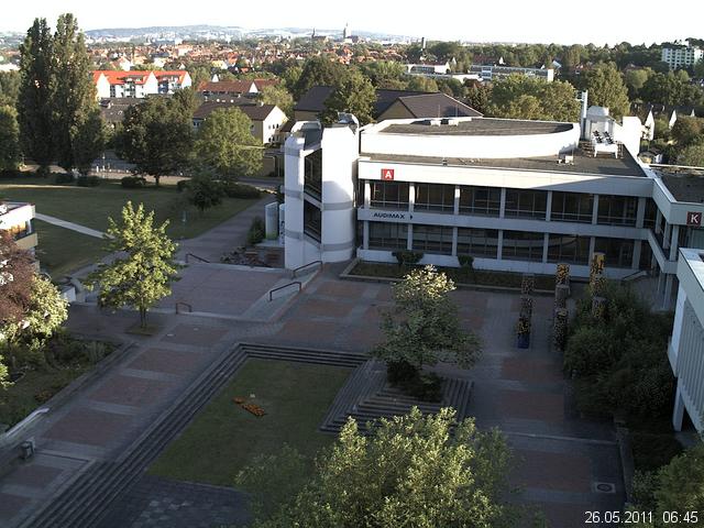 Foto der Webcam: Verwaltungsgeb&auml;ude, Innenhof mit Audimax, H&ouml;rsaal-Geb&auml;ude 1