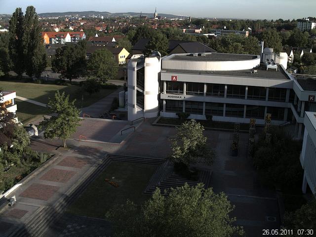Foto der Webcam: Verwaltungsgeb&auml;ude, Innenhof mit Audimax, H&ouml;rsaal-Geb&auml;ude 1