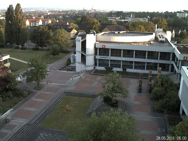 Foto der Webcam: Verwaltungsgeb&auml;ude, Innenhof mit Audimax, H&ouml;rsaal-Geb&auml;ude 1