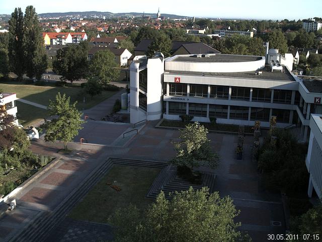 Foto der Webcam: Verwaltungsgeb&auml;ude, Innenhof mit Audimax, H&ouml;rsaal-Geb&auml;ude 1