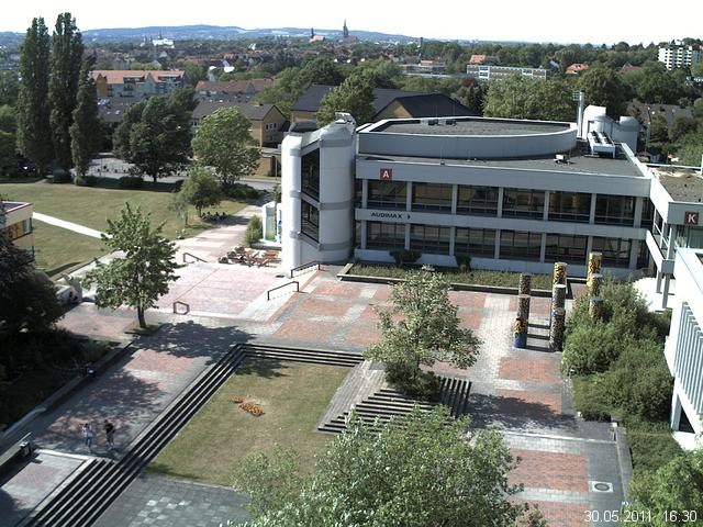 Foto der Webcam: Verwaltungsgeb&auml;ude, Innenhof mit Audimax, H&ouml;rsaal-Geb&auml;ude 1