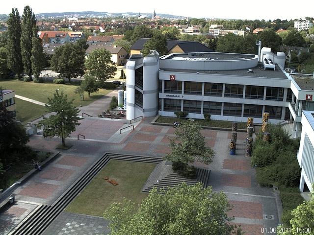 Foto der Webcam: Verwaltungsgeb&auml;ude, Innenhof mit Audimax, H&ouml;rsaal-Geb&auml;ude 1