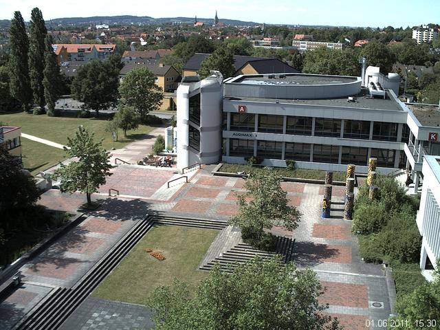 Foto der Webcam: Verwaltungsgeb&auml;ude, Innenhof mit Audimax, H&ouml;rsaal-Geb&auml;ude 1