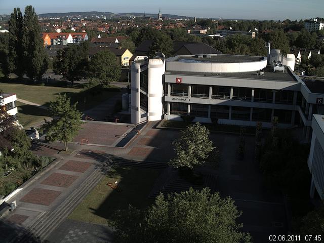 Foto der Webcam: Verwaltungsgeb&auml;ude, Innenhof mit Audimax, H&ouml;rsaal-Geb&auml;ude 1