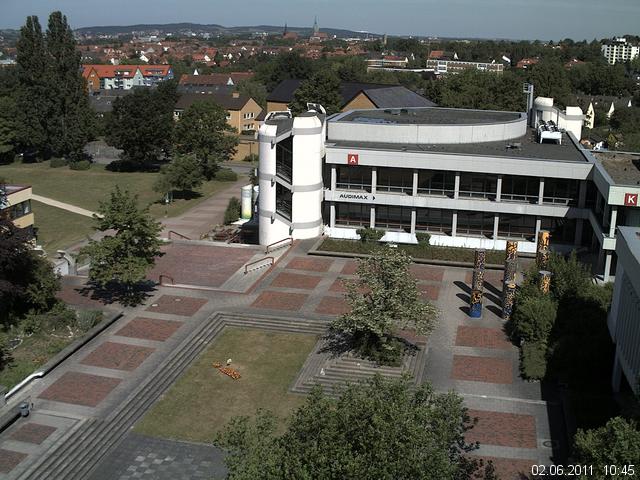 Foto der Webcam: Verwaltungsgeb&auml;ude, Innenhof mit Audimax, H&ouml;rsaal-Geb&auml;ude 1