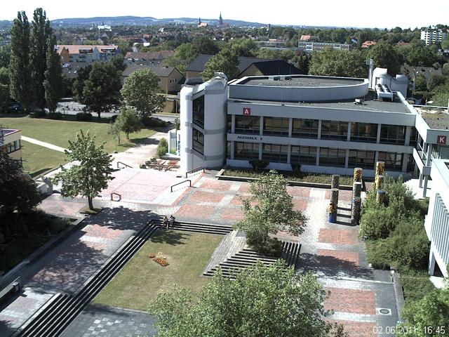 Foto der Webcam: Verwaltungsgeb&auml;ude, Innenhof mit Audimax, H&ouml;rsaal-Geb&auml;ude 1