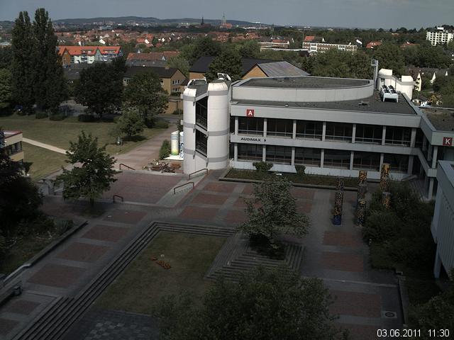 Foto der Webcam: Verwaltungsgeb&auml;ude, Innenhof mit Audimax, H&ouml;rsaal-Geb&auml;ude 1