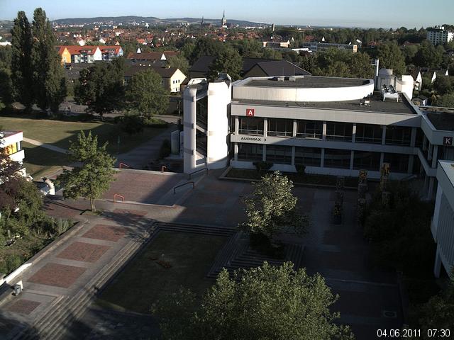 Foto der Webcam: Verwaltungsgeb&auml;ude, Innenhof mit Audimax, H&ouml;rsaal-Geb&auml;ude 1