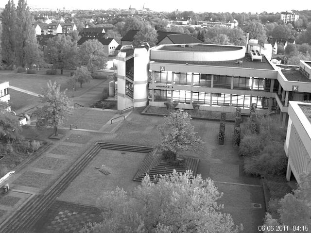 Foto der Webcam: Verwaltungsgeb&auml;ude, Innenhof mit Audimax, H&ouml;rsaal-Geb&auml;ude 1