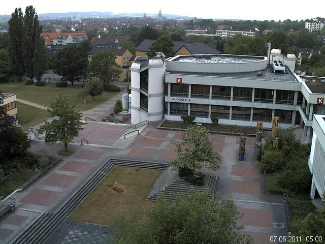 Foto der Webcam: Verwaltungsgeb&auml;ude, Innenhof mit Audimax, H&ouml;rsaal-Geb&auml;ude 1