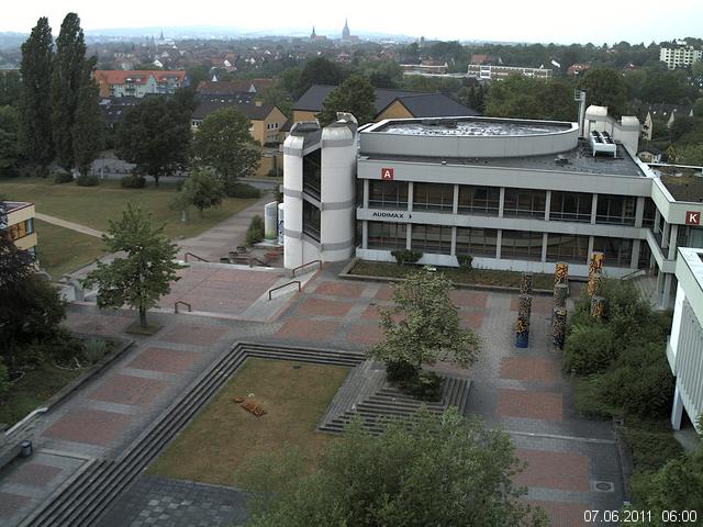 Foto der Webcam: Verwaltungsgeb&auml;ude, Innenhof mit Audimax, H&ouml;rsaal-Geb&auml;ude 1