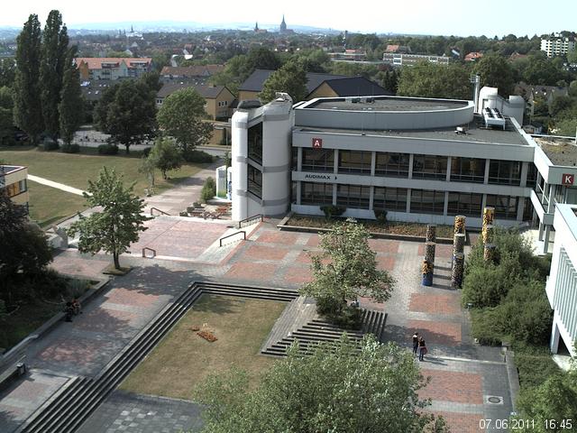 Foto der Webcam: Verwaltungsgeb&auml;ude, Innenhof mit Audimax, H&ouml;rsaal-Geb&auml;ude 1