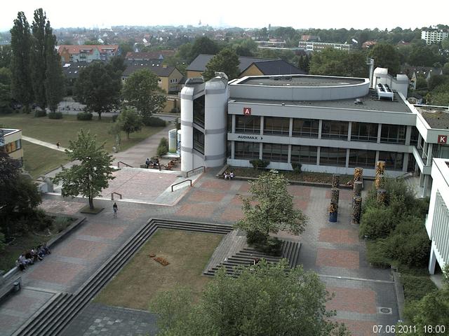 Foto der Webcam: Verwaltungsgeb&auml;ude, Innenhof mit Audimax, H&ouml;rsaal-Geb&auml;ude 1