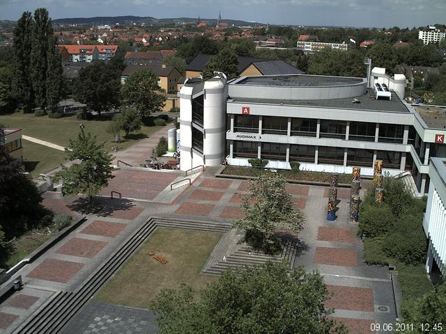 Foto der Webcam: Verwaltungsgeb&auml;ude, Innenhof mit Audimax, H&ouml;rsaal-Geb&auml;ude 1