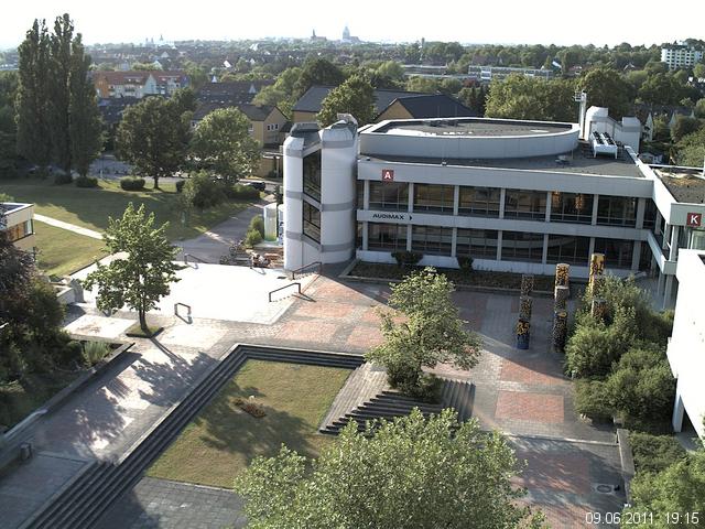 Foto der Webcam: Verwaltungsgeb&auml;ude, Innenhof mit Audimax, H&ouml;rsaal-Geb&auml;ude 1