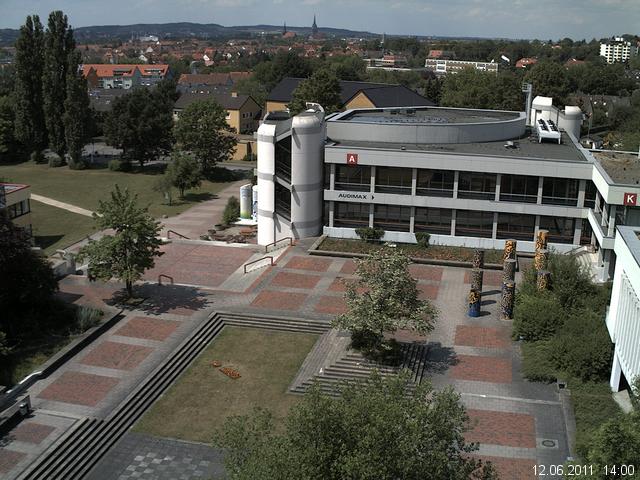 Foto der Webcam: Verwaltungsgeb&auml;ude, Innenhof mit Audimax, H&ouml;rsaal-Geb&auml;ude 1
