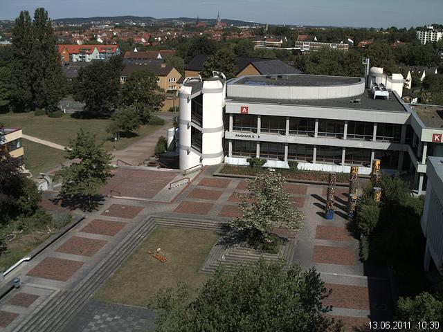 Foto der Webcam: Verwaltungsgeb&auml;ude, Innenhof mit Audimax, H&ouml;rsaal-Geb&auml;ude 1