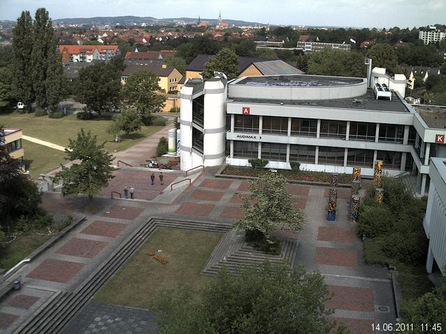 Foto der Webcam: Verwaltungsgeb&auml;ude, Innenhof mit Audimax, H&ouml;rsaal-Geb&auml;ude 1
