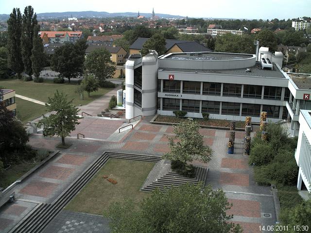 Foto der Webcam: Verwaltungsgeb&auml;ude, Innenhof mit Audimax, H&ouml;rsaal-Geb&auml;ude 1