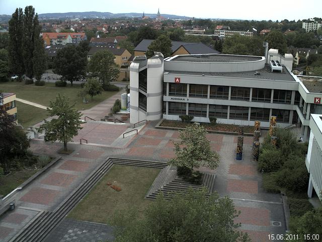 Foto der Webcam: Verwaltungsgeb&auml;ude, Innenhof mit Audimax, H&ouml;rsaal-Geb&auml;ude 1
