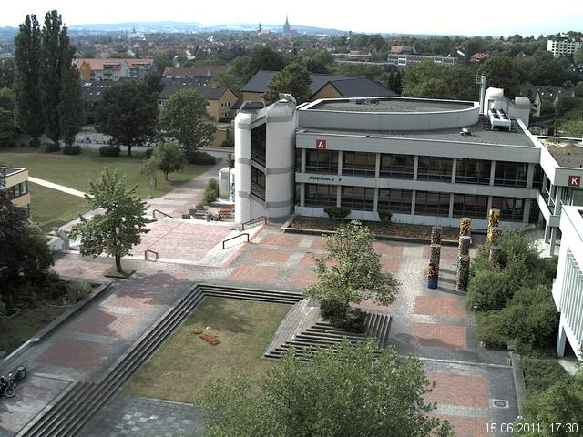 Foto der Webcam: Verwaltungsgeb&auml;ude, Innenhof mit Audimax, H&ouml;rsaal-Geb&auml;ude 1