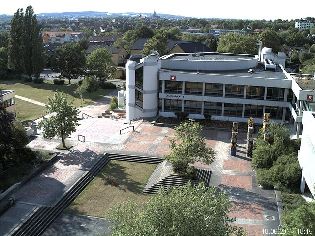 Foto der Webcam: Verwaltungsgeb&auml;ude, Innenhof mit Audimax, H&ouml;rsaal-Geb&auml;ude 1