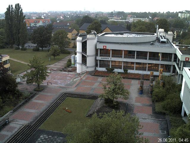 Foto der Webcam: Verwaltungsgeb&auml;ude, Innenhof mit Audimax, H&ouml;rsaal-Geb&auml;ude 1