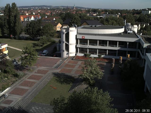 Foto der Webcam: Verwaltungsgeb&auml;ude, Innenhof mit Audimax, H&ouml;rsaal-Geb&auml;ude 1