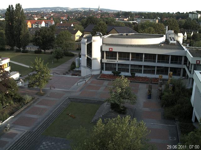 Foto der Webcam: Verwaltungsgeb&auml;ude, Innenhof mit Audimax, H&ouml;rsaal-Geb&auml;ude 1
