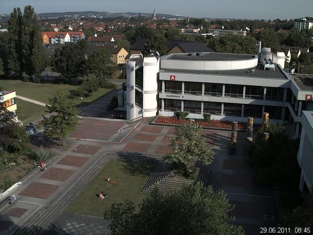 Foto der Webcam: Verwaltungsgeb&auml;ude, Innenhof mit Audimax, H&ouml;rsaal-Geb&auml;ude 1
