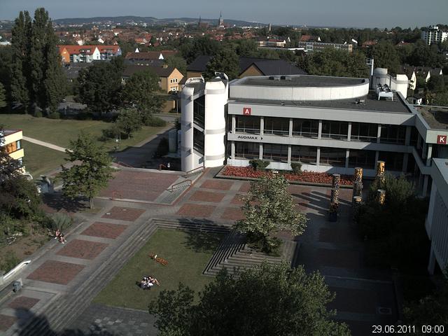 Foto der Webcam: Verwaltungsgeb&auml;ude, Innenhof mit Audimax, H&ouml;rsaal-Geb&auml;ude 1