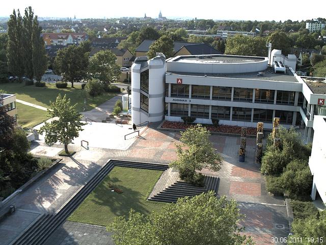 Foto der Webcam: Verwaltungsgeb&auml;ude, Innenhof mit Audimax, H&ouml;rsaal-Geb&auml;ude 1