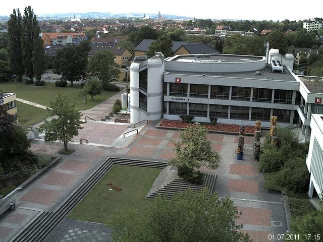Foto der Webcam: Verwaltungsgeb&auml;ude, Innenhof mit Audimax, H&ouml;rsaal-Geb&auml;ude 1
