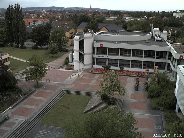 Foto der Webcam: Verwaltungsgeb&auml;ude, Innenhof mit Audimax, H&ouml;rsaal-Geb&auml;ude 1