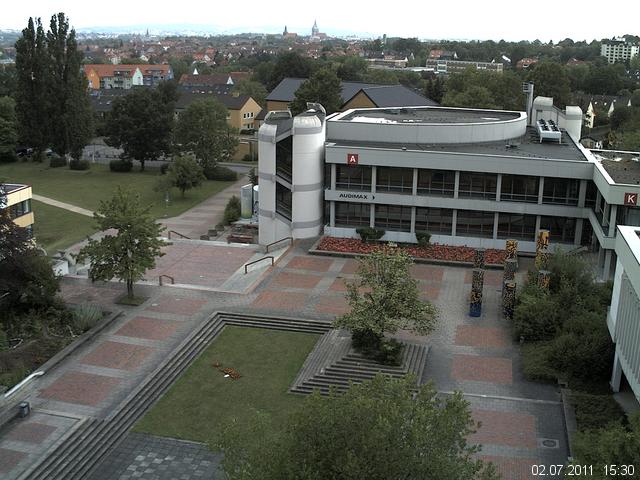 Foto der Webcam: Verwaltungsgeb&auml;ude, Innenhof mit Audimax, H&ouml;rsaal-Geb&auml;ude 1