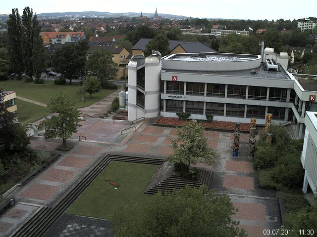 Foto der Webcam: Verwaltungsgeb&auml;ude, Innenhof mit Audimax, H&ouml;rsaal-Geb&auml;ude 1