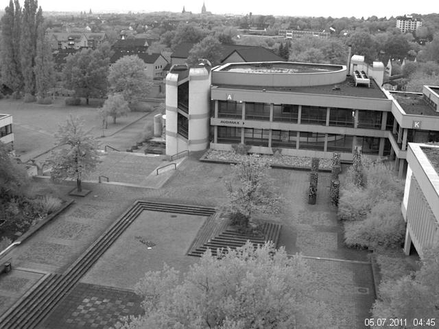 Foto der Webcam: Verwaltungsgeb&auml;ude, Innenhof mit Audimax, H&ouml;rsaal-Geb&auml;ude 1