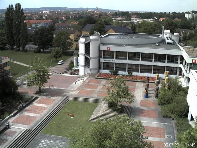 Foto der Webcam: Verwaltungsgeb&auml;ude, Innenhof mit Audimax, H&ouml;rsaal-Geb&auml;ude 1