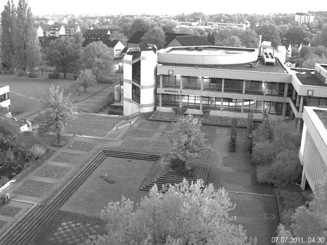 Foto der Webcam: Verwaltungsgeb&auml;ude, Innenhof mit Audimax, H&ouml;rsaal-Geb&auml;ude 1