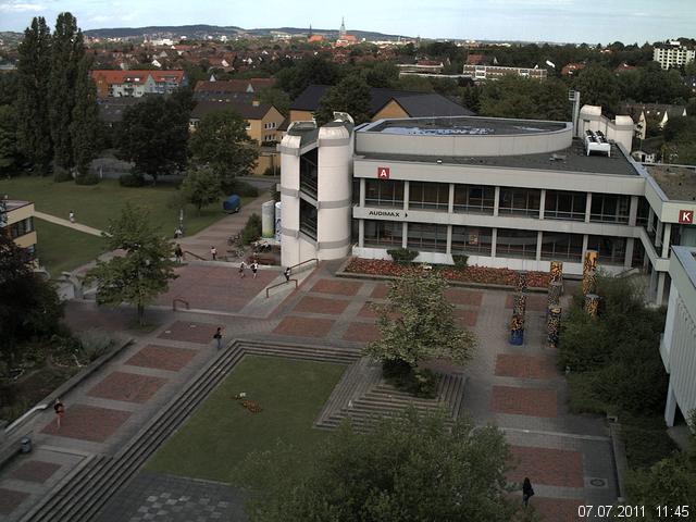 Foto der Webcam: Verwaltungsgeb&auml;ude, Innenhof mit Audimax, H&ouml;rsaal-Geb&auml;ude 1