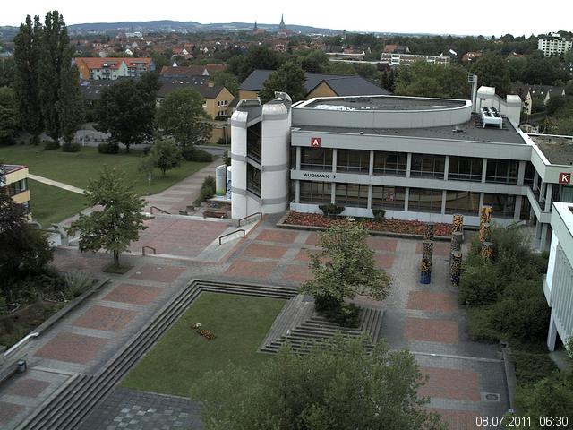 Foto der Webcam: Verwaltungsgeb&auml;ude, Innenhof mit Audimax, H&ouml;rsaal-Geb&auml;ude 1